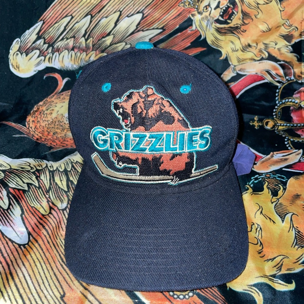 Vintage Denver Grizzlies hockey fitted hat 6 3/4